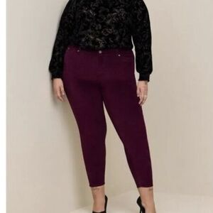 NWT Torrid Bombshell Skinny Corduroy Pants Size 24 Regular